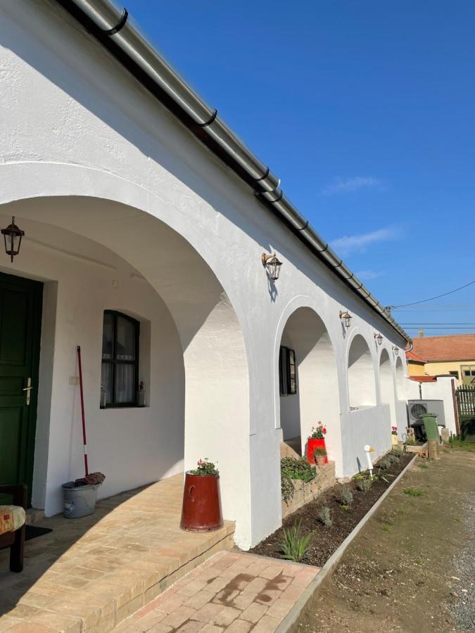 Villa Fuszeres Porta Mihalyfa Esterno foto