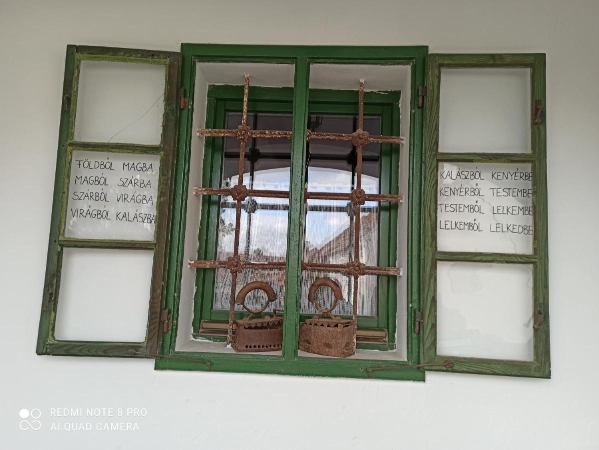 Villa Fuszeres Porta Mihalyfa Esterno foto