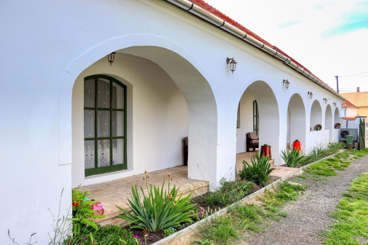 Villa Fuszeres Porta Mihalyfa Esterno foto