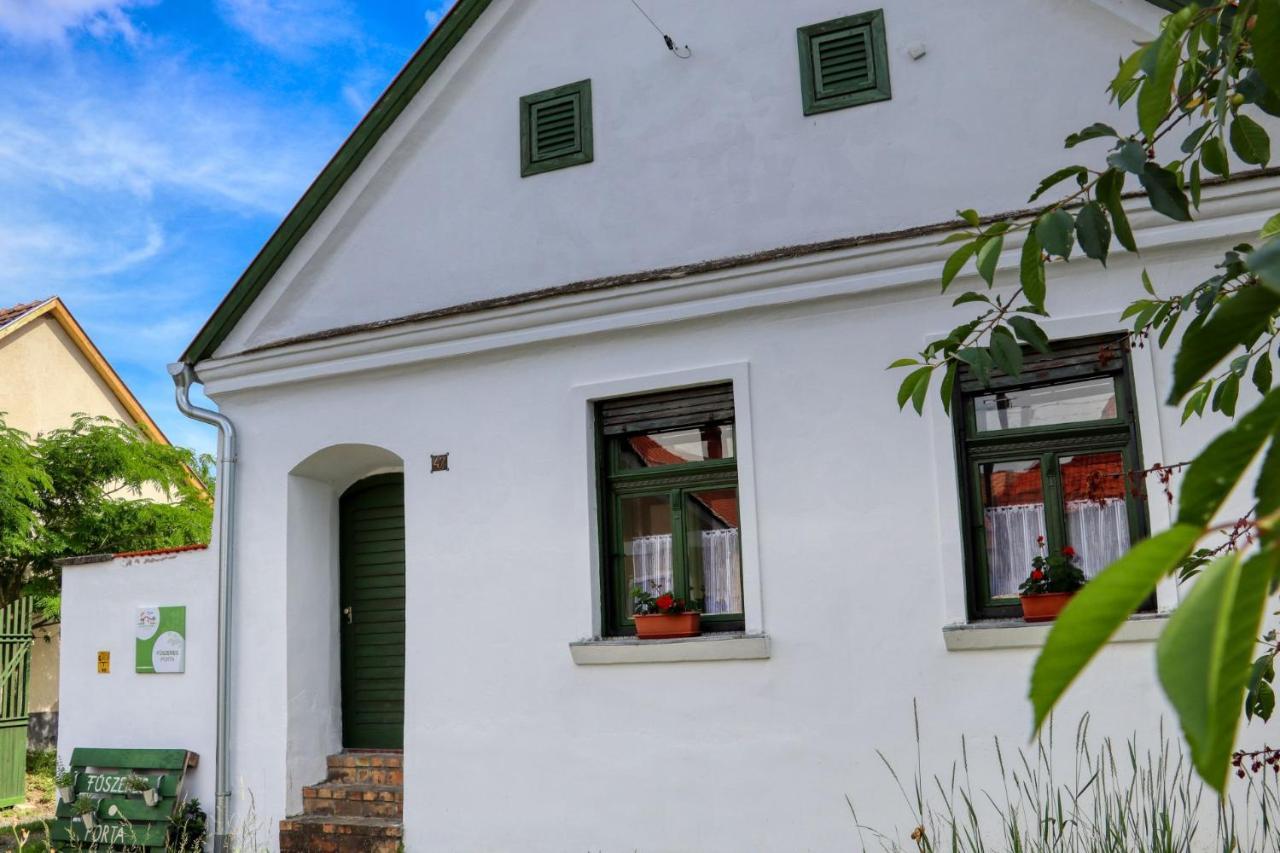Villa Fuszeres Porta Mihalyfa Esterno foto